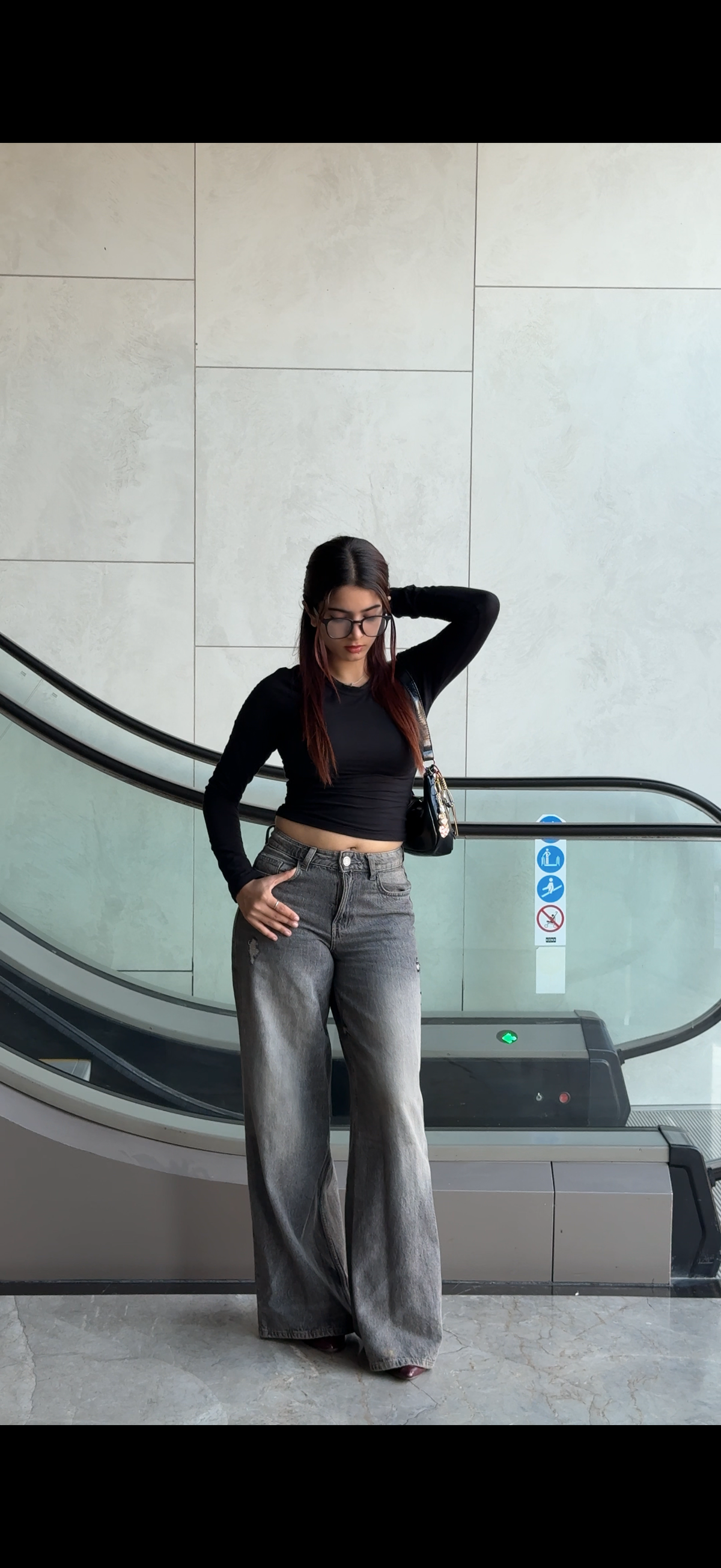 Bae “Signature” Wideleg jeans